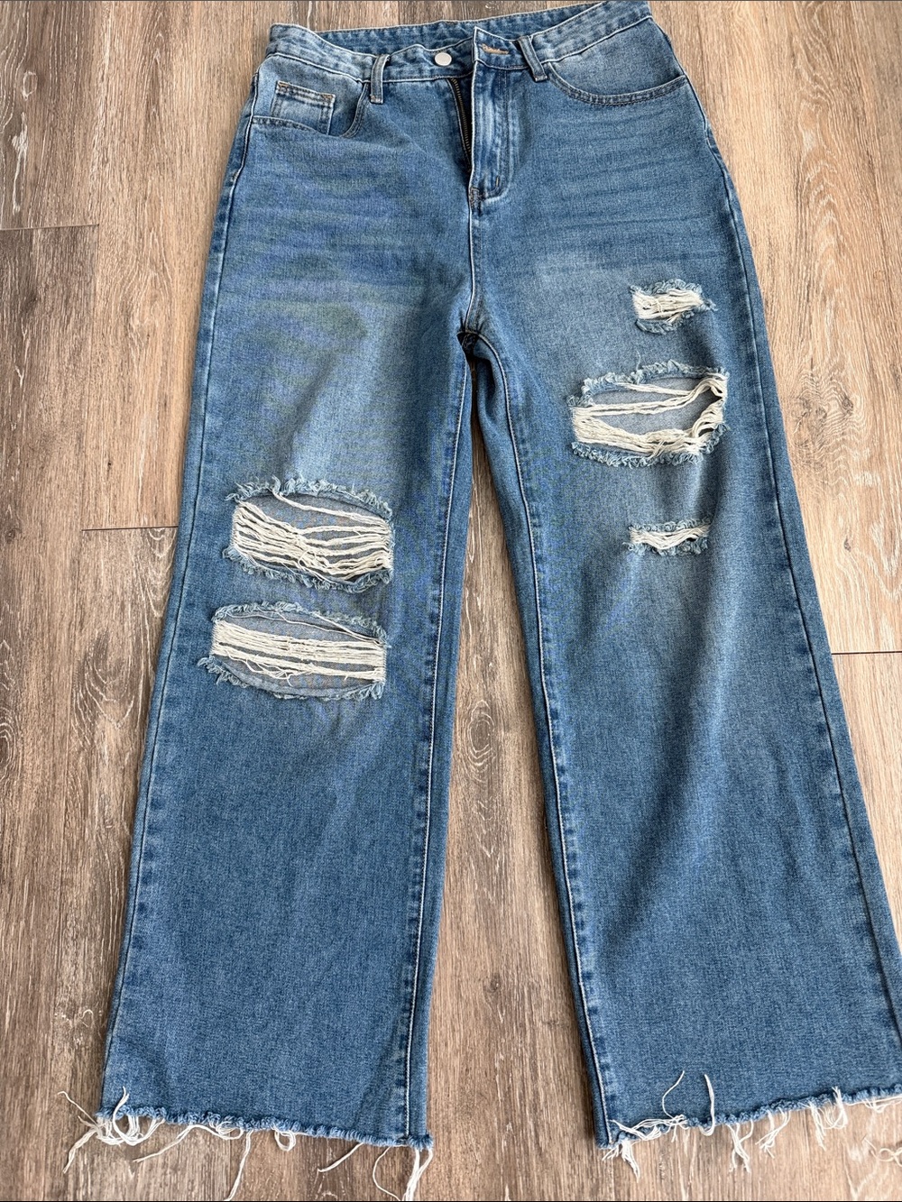 Cider Distressed Wide-Leg Jeans - Blue